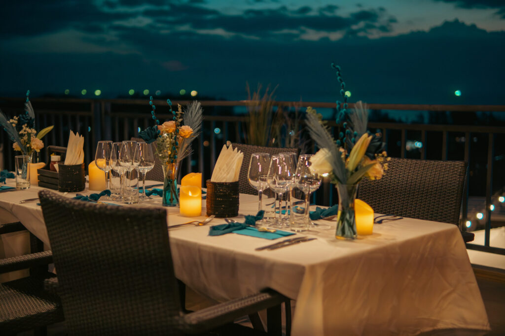 Events & Weddings - Dinner00002 Enhanced NR